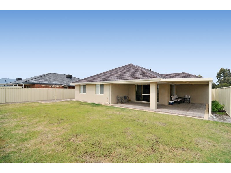 21 Wells Road, Pinjarra WA 6208
