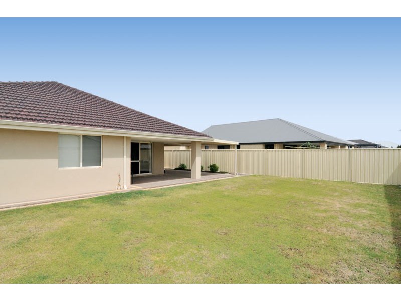 21 Wells Road, Pinjarra WA 6208