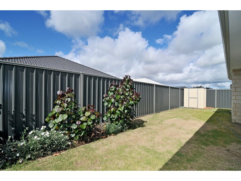 38 Lukin Loop, Pinjarra WA 6208