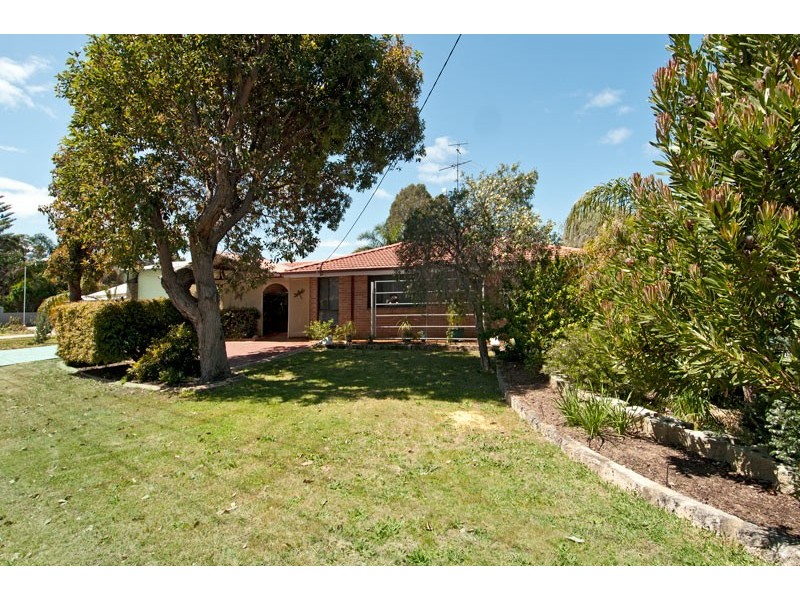 35 Wanjeep Street, Coodanup WA 6210
