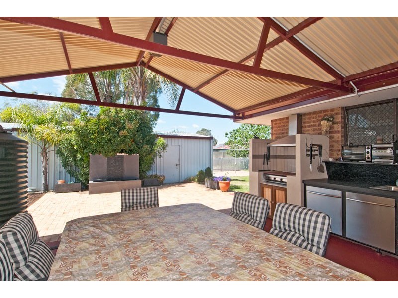 35 Wanjeep Street, Coodanup WA 6210