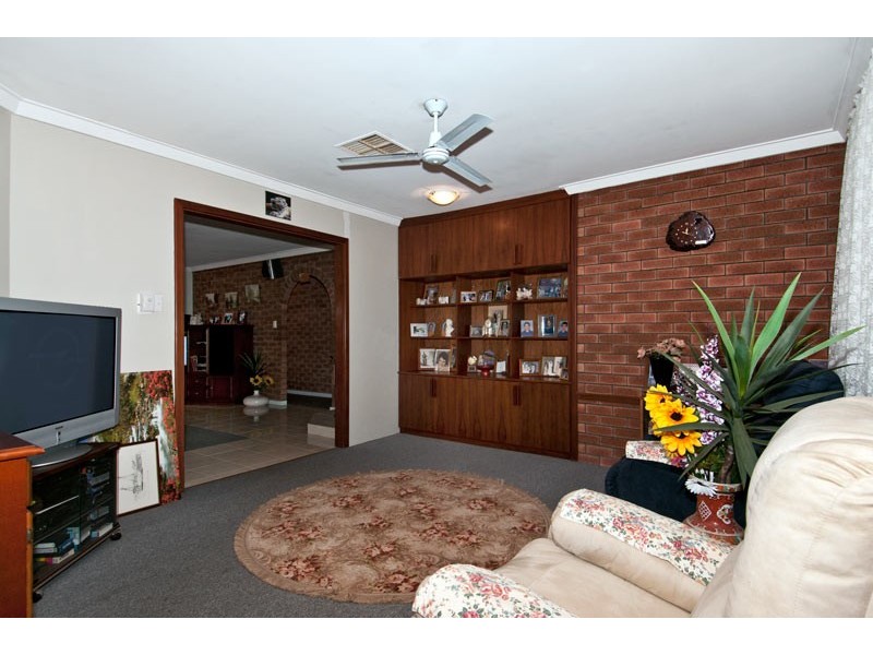 35 Wanjeep Street, Coodanup WA 6210