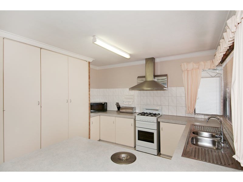 35 Wanjeep Street, Coodanup WA 6210