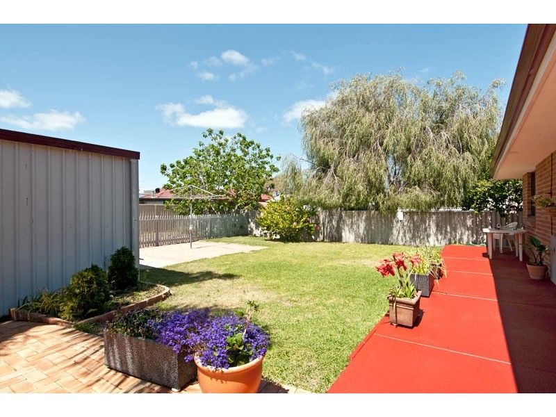 35 Wanjeep Street, Coodanup WA 6210
