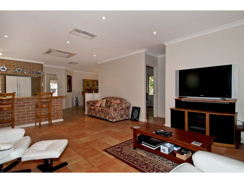 28 Branchfield Way, Falcon WA 6210