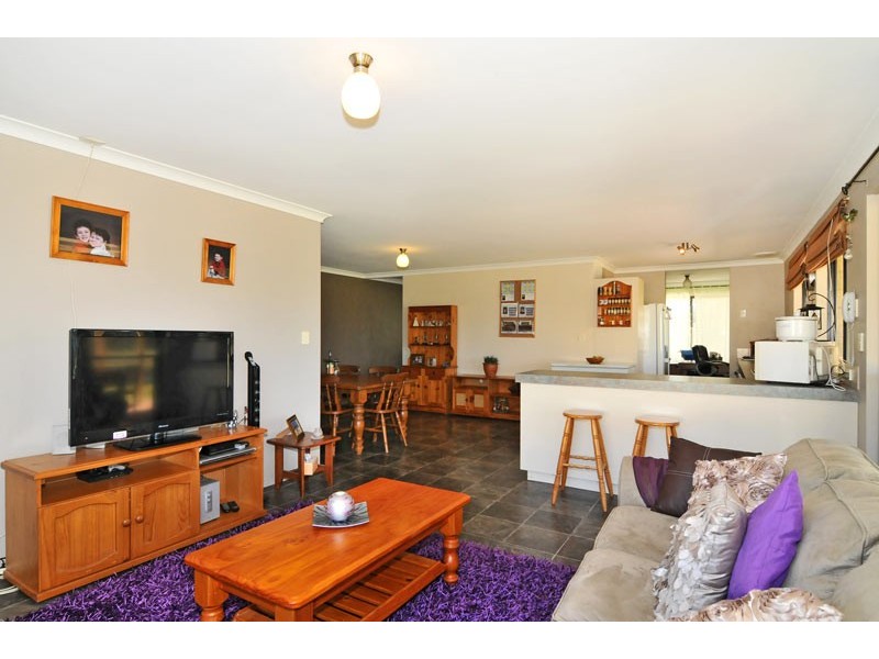 60 Lymon Road, Stake Hill WA 6210