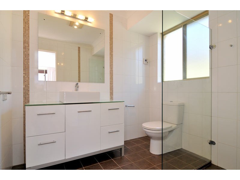 118 Leslie Street, Dudley Park WA 6210