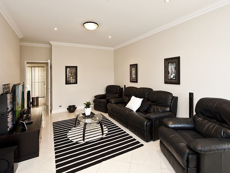 16 Granby Road, Secret Harbour WA 6173