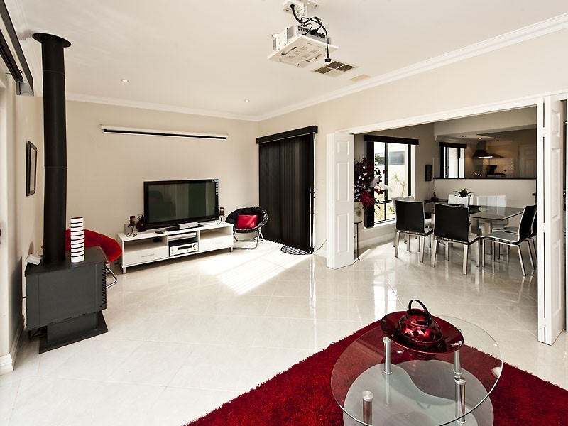 16 Granby Road, Secret Harbour WA 6173