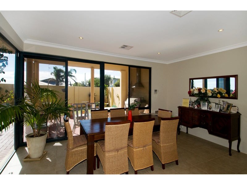 1 Kambalda Street, Dawesville WA 6211