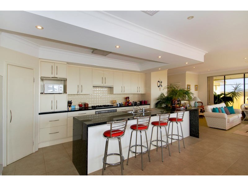 1 Kambalda Street, Dawesville WA 6211