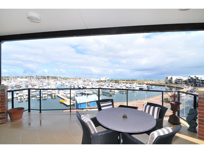 45/37 Dolphin Drive, Mandurah WA 6210