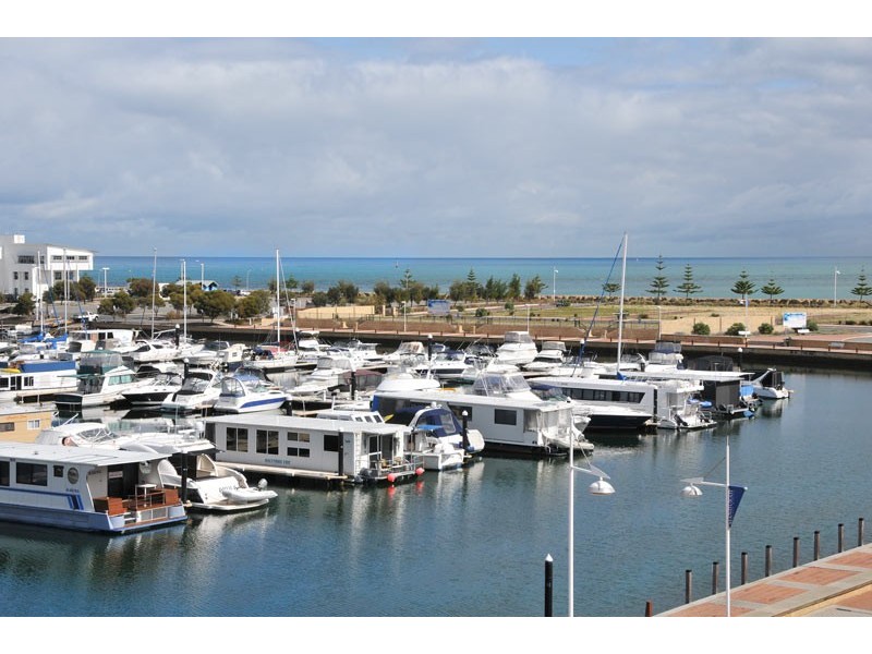 45/37 Dolphin Drive, Mandurah WA 6210