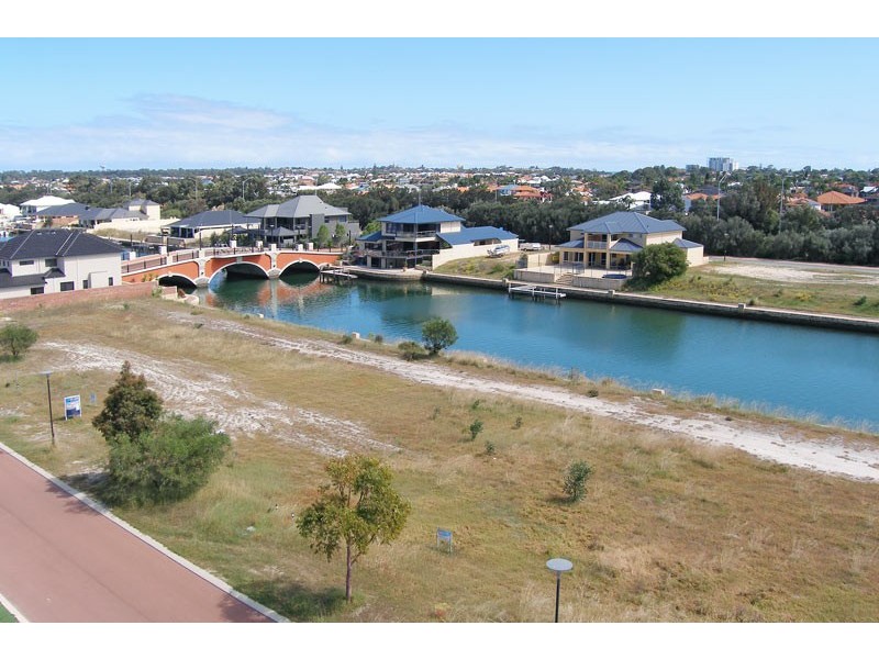 9 Gael Place, Dudley Park WA 6210