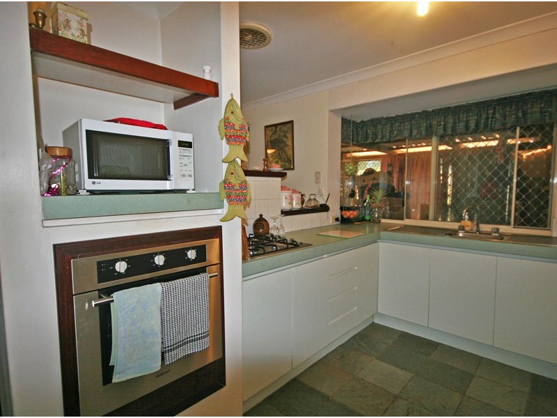 24 Coodanup Drive, Coodanup WA 6210