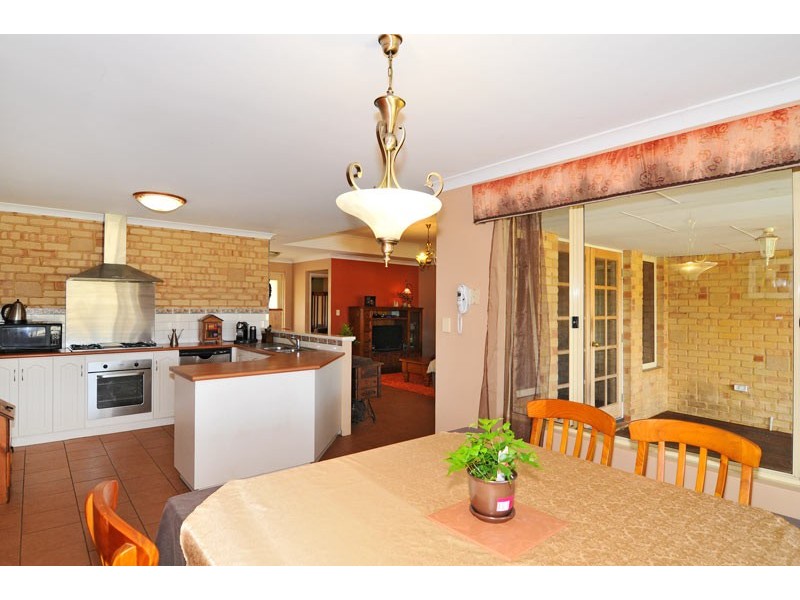 11 Evergreen Loop, Stake Hill WA 6210