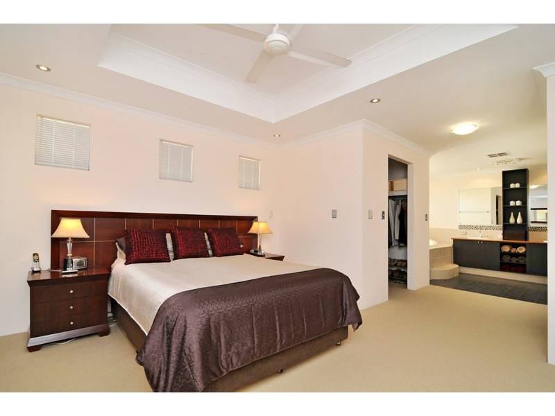 118 Yindana Bvd, Lakelands WA 6180