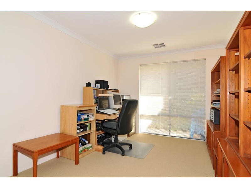 118 Yindana Bvd, Lakelands WA 6180