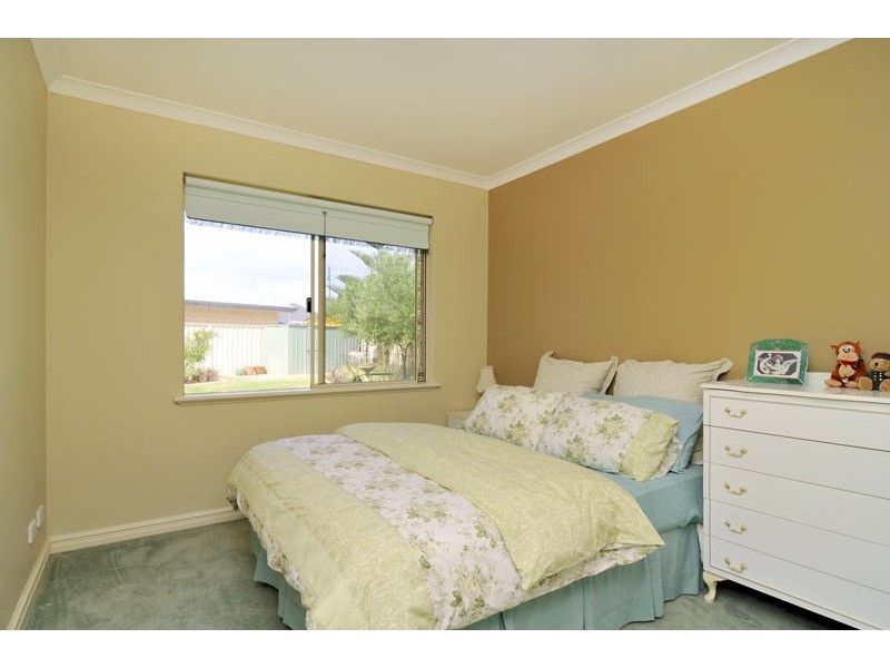 23 Rialto Place, Halls Head WA 6210