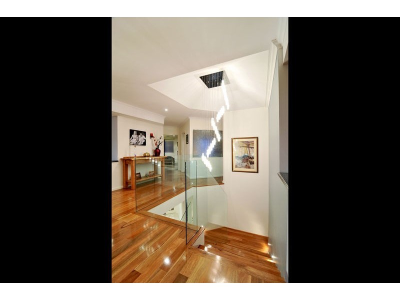 4 Orion Road, Silver Sands WA 6210