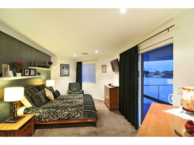 4 Orion Road, Silver Sands WA 6210