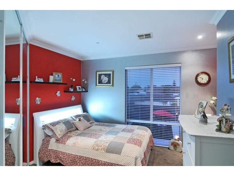 4 Orion Road, Silver Sands WA 6210