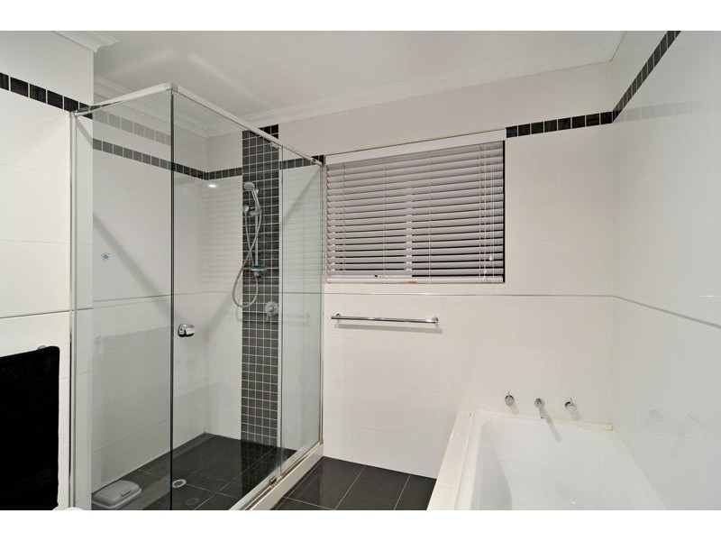 4 Orion Road, Silver Sands WA 6210