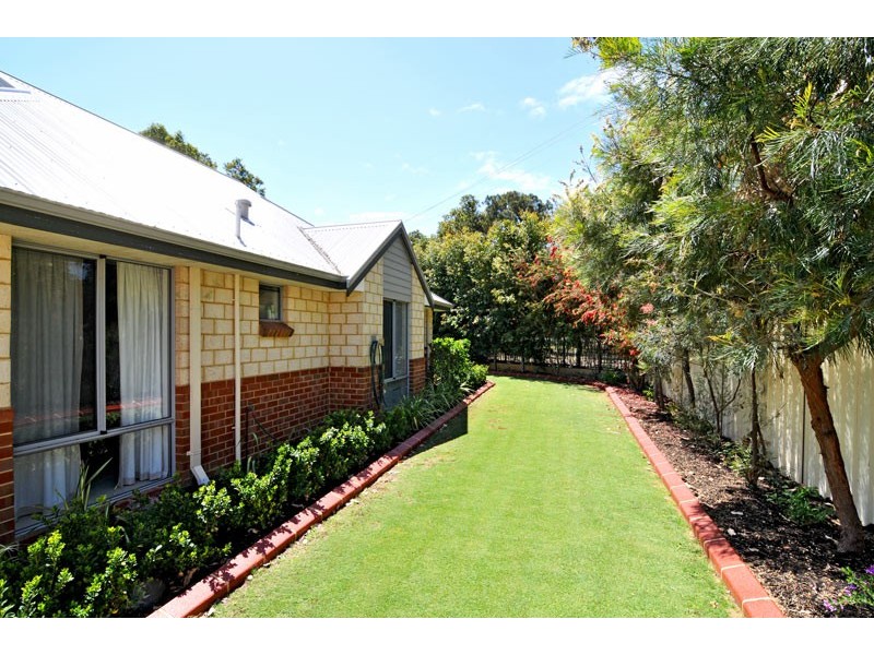 8 Mallee Close, Wannanup WA 6210