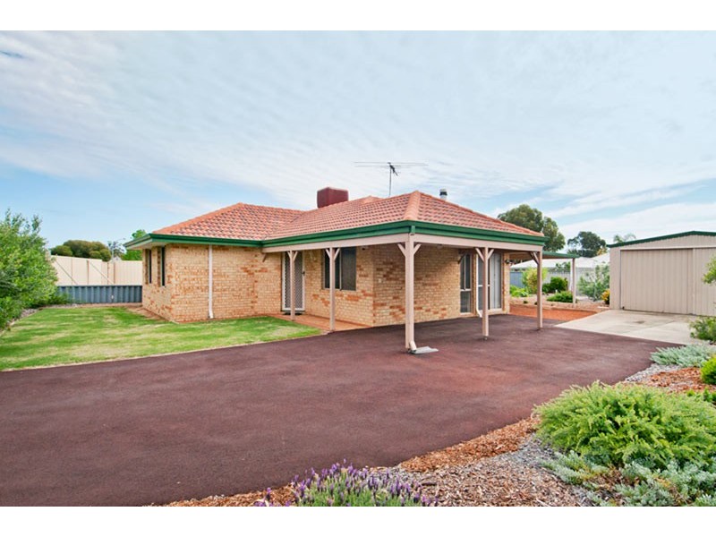 98 Waldron Boulevard, Greenfields WA 6210