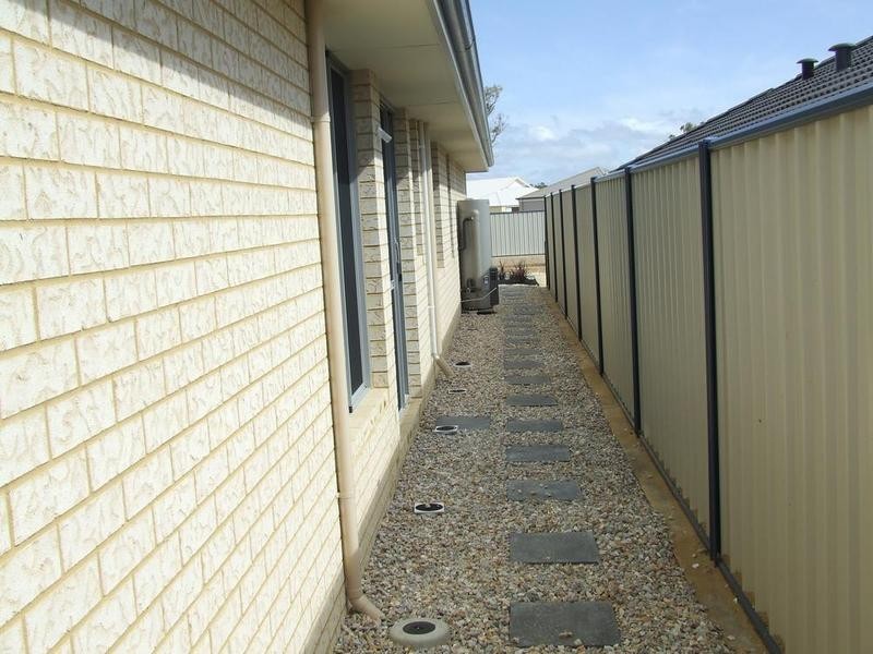 36 Highland Crescent, Meadow Springs WA 6210