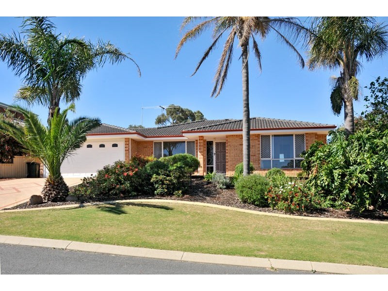 2 Nettle Place, Halls Head WA 6210