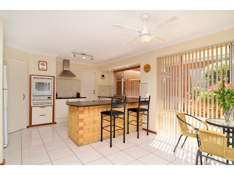 2 Nettle Place, Halls Head WA 6210