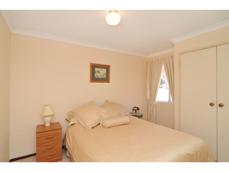 2 Nettle Place, Halls Head WA 6210