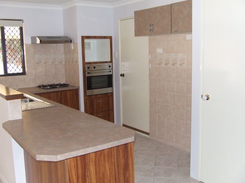 5 Olinda Court, Greenfields WA 6210