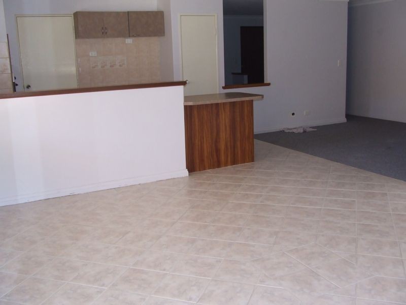 5 Olinda Court, Greenfields WA 6210