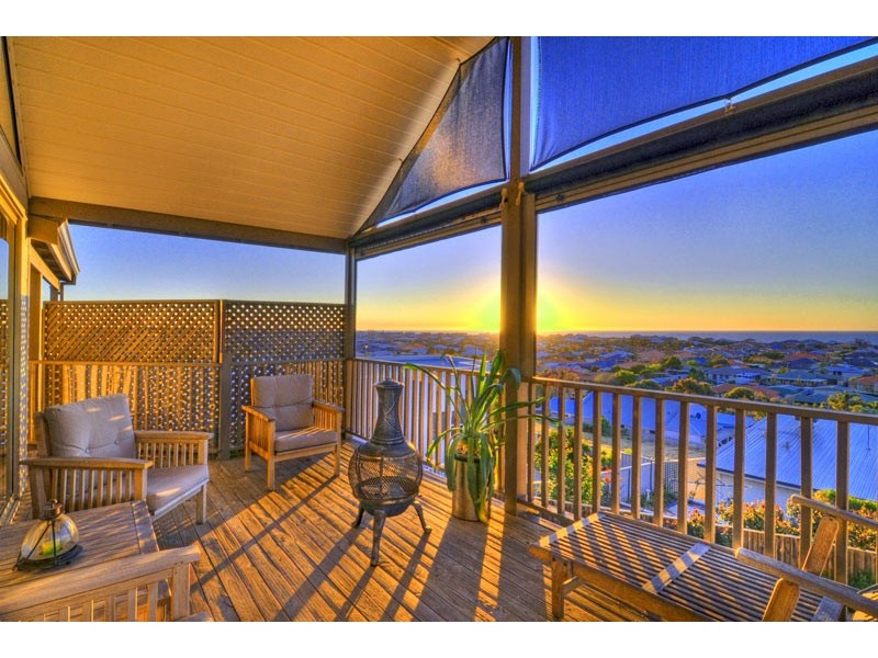 4A Ironbark Place, Halls Head WA 6210