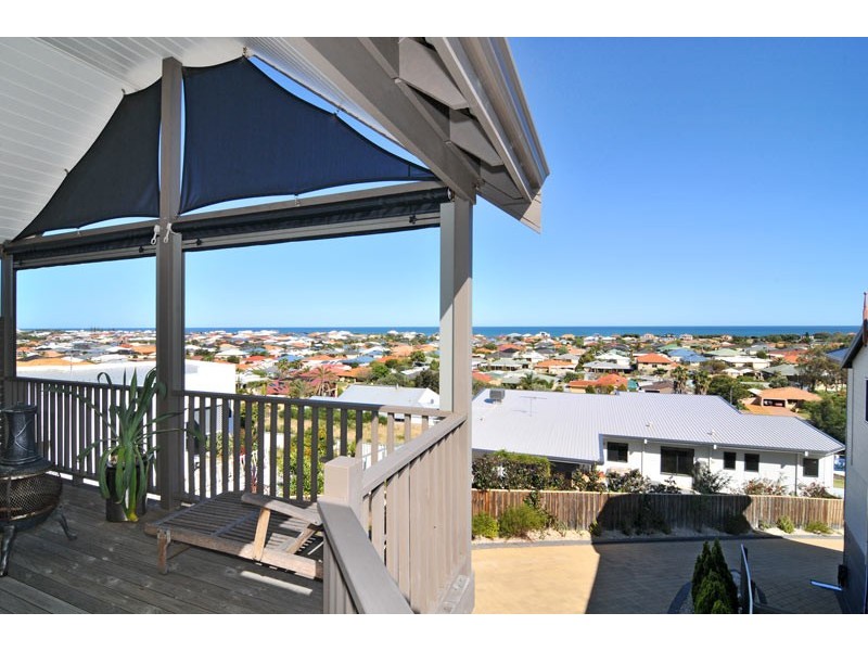 4A Ironbark Place, Halls Head WA 6210