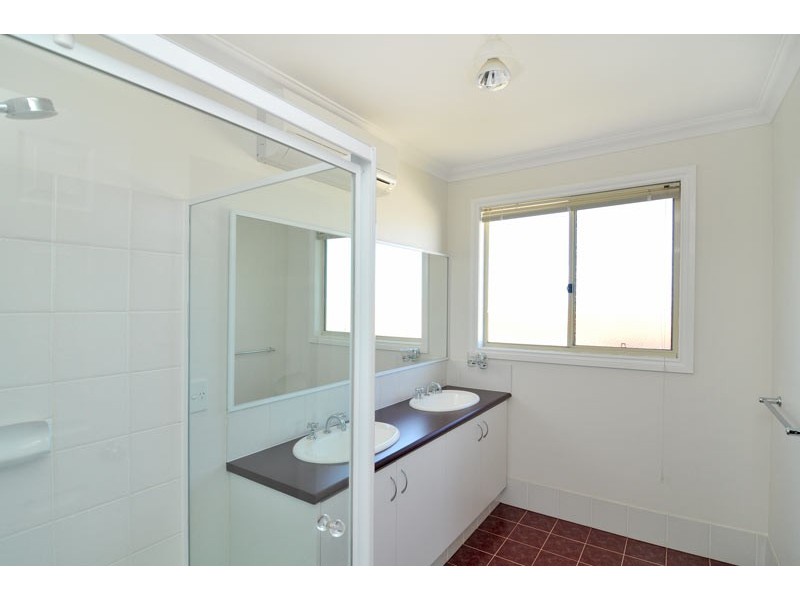 4A Ironbark Place, Halls Head WA 6210