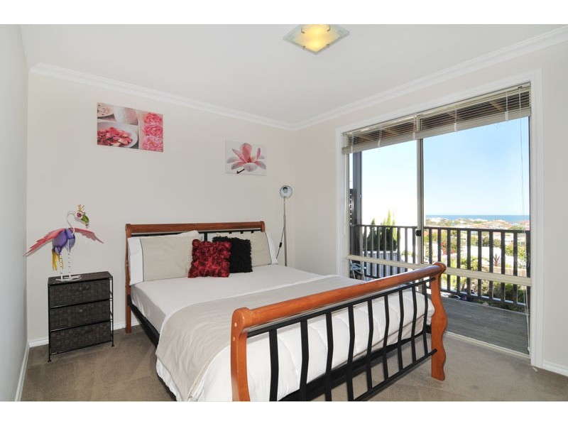 4A Ironbark Place, Halls Head WA 6210