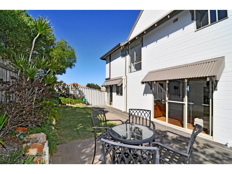 4A Ironbark Place, Halls Head WA 6210