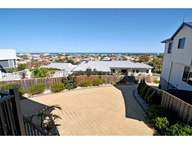 4A Ironbark Place, Halls Head WA 6210