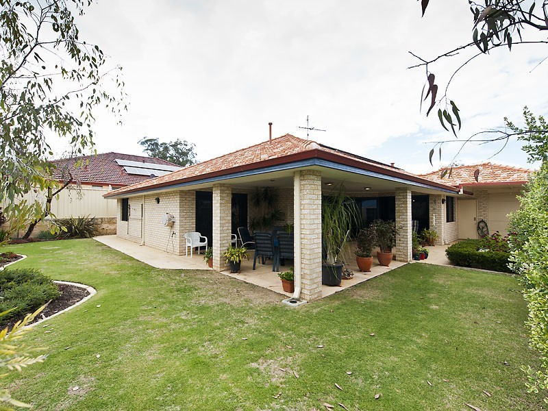 12 Campion Fairway, Lakelands WA 6180