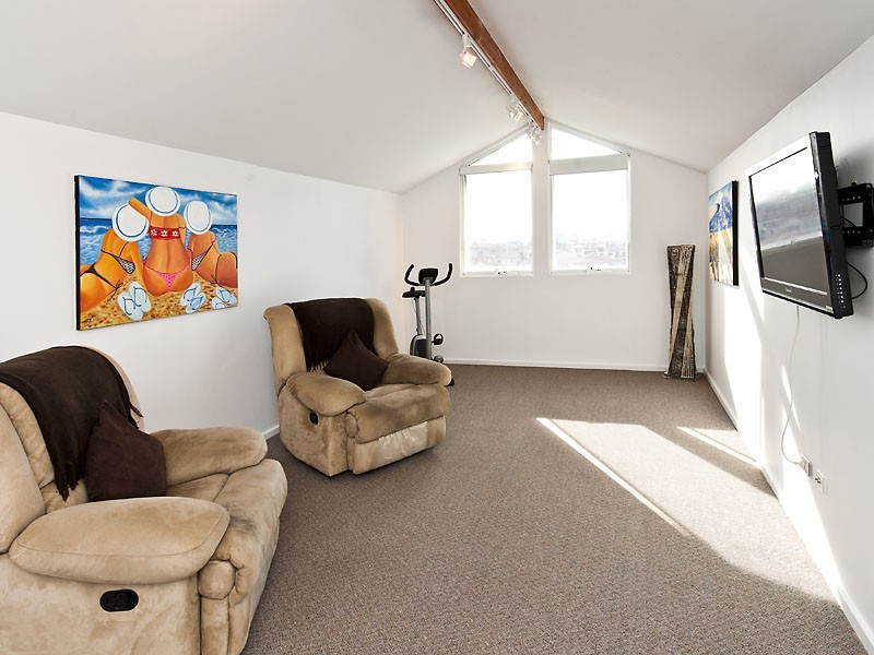 15 Masthead Way, Wannanup WA 6210