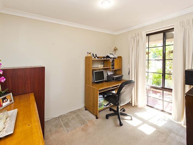 3 Parakeet Place, Greenfields WA 6210