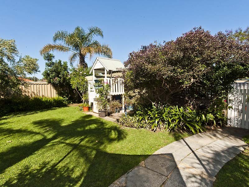 3 Parakeet Place, Greenfields WA 6210