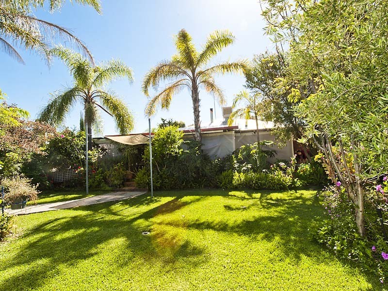 3 Parakeet Place, Greenfields WA 6210
