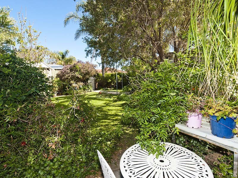 3 Parakeet Place, Greenfields WA 6210