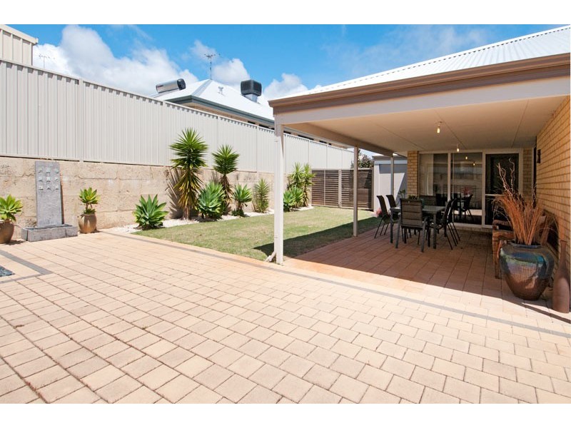 12 Cuballing Retreat, Dawesville WA 6211