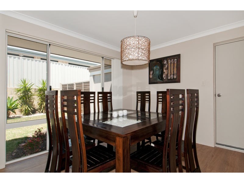 12 Cuballing Retreat, Dawesville WA 6211