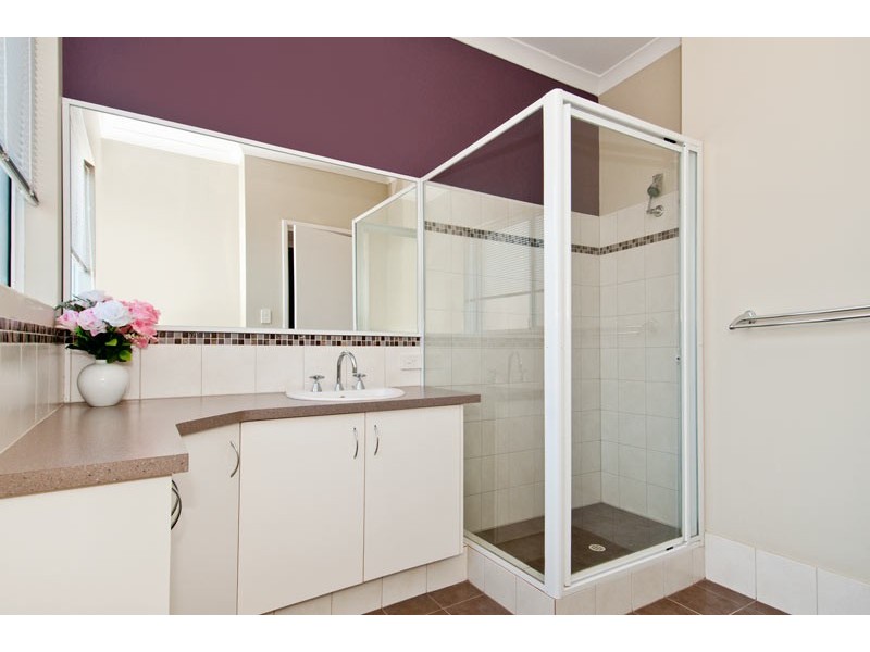 5 Adela Bend, Lakelands WA 6180